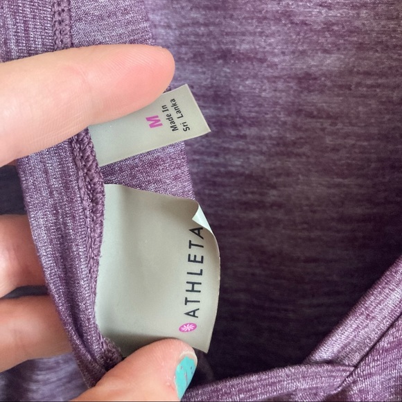 Athleta Athletic Workout Tank Open Back Size M - Picture 5 of 9